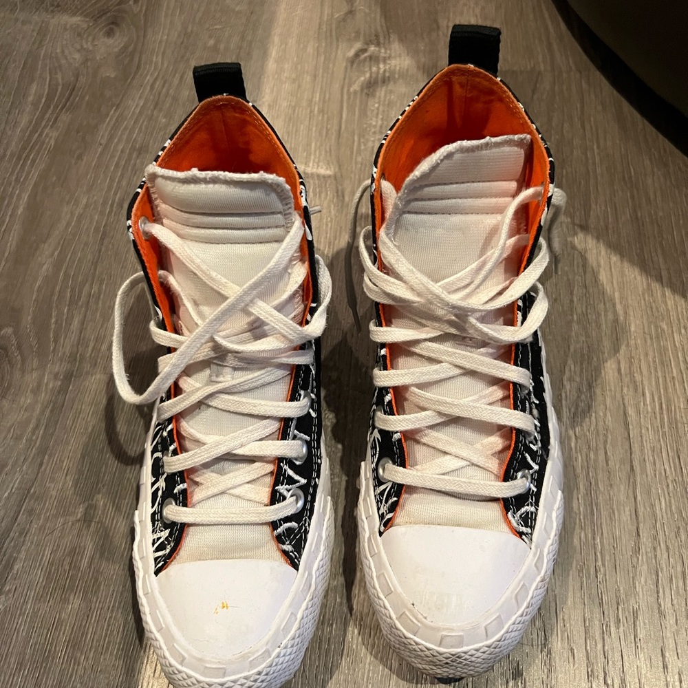 “Not a chuck” Converse